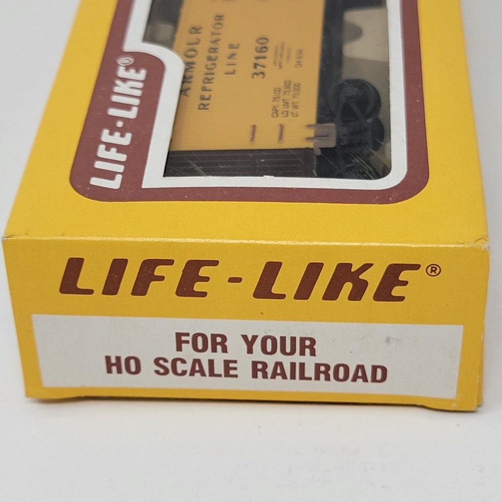 Life Like HO Scale Train Armour's Star Ham Bacon Refrigerator Car 8505 Unopened - Picture 4 of 10